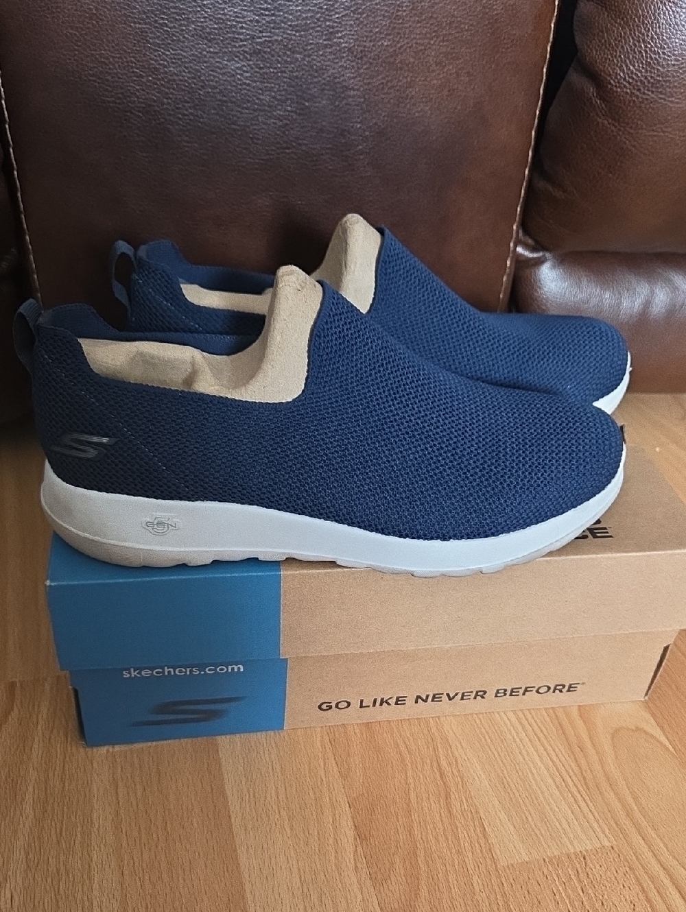 Skechers Men's Navy Slip-On Mesh Athletic Sneakers Go Walk Max Ortholite 9.5